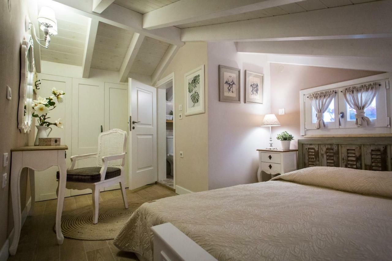 Lianelia Boutique Village House Argyrades Bagian luar foto