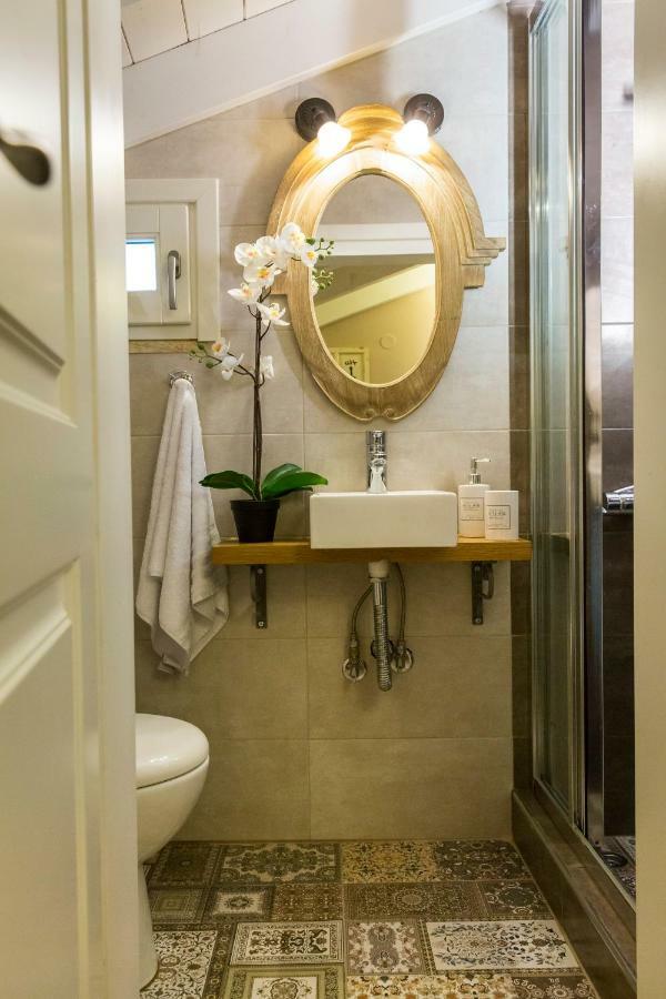 Lianelia Boutique Village House Argyrades Bagian luar foto