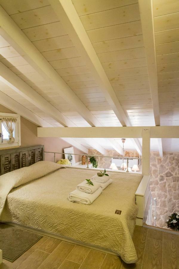Lianelia Boutique Village House Argyrades Bagian luar foto