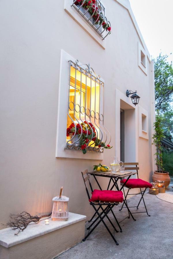 Lianelia Boutique Village House Argyrades Bagian luar foto