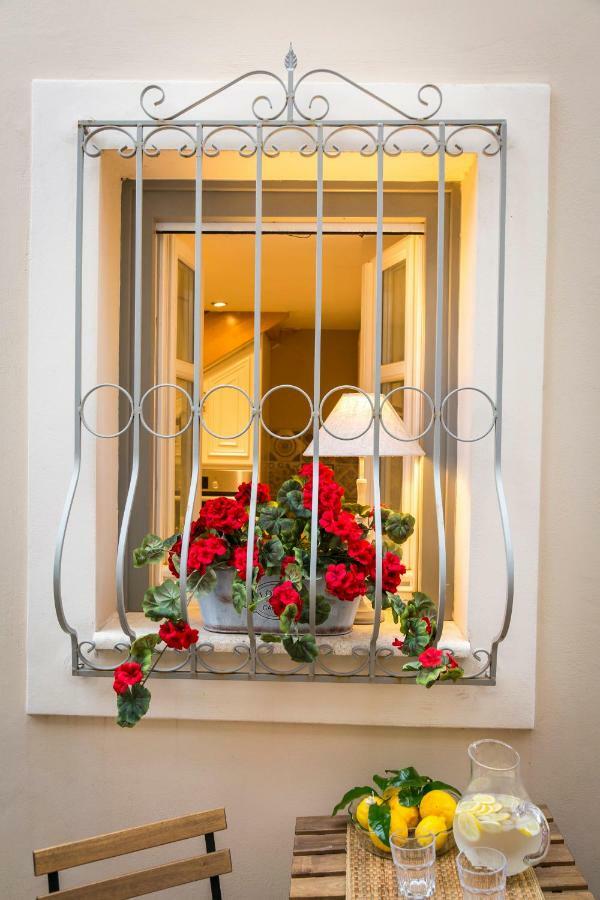 Lianelia Boutique Village House Argyrades Bagian luar foto